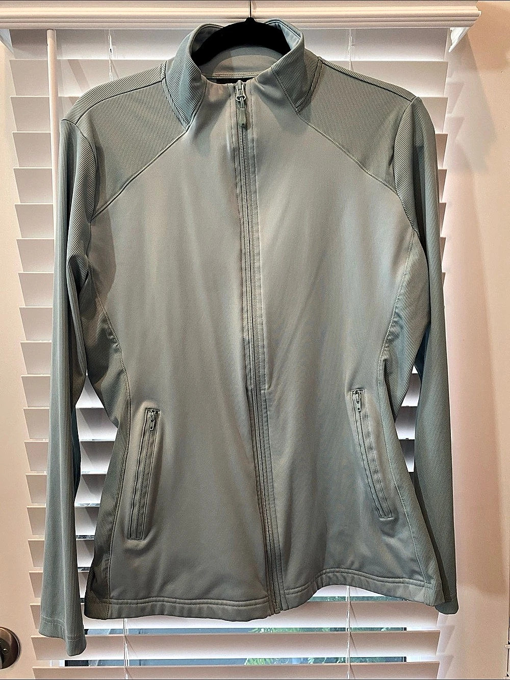32 Degrees Cool Women's Zip Jacket in Mint Green Size Large